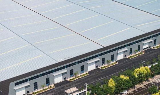 Σχεδιασμός Στιβαρού Πλαισίου Χαλύβδινου Κτιρίου Αποθήκης για Βιομηχανική Χρήση με Φιλικές προς το Περιβάλλον και Κατασκευαστικές Λύσεις